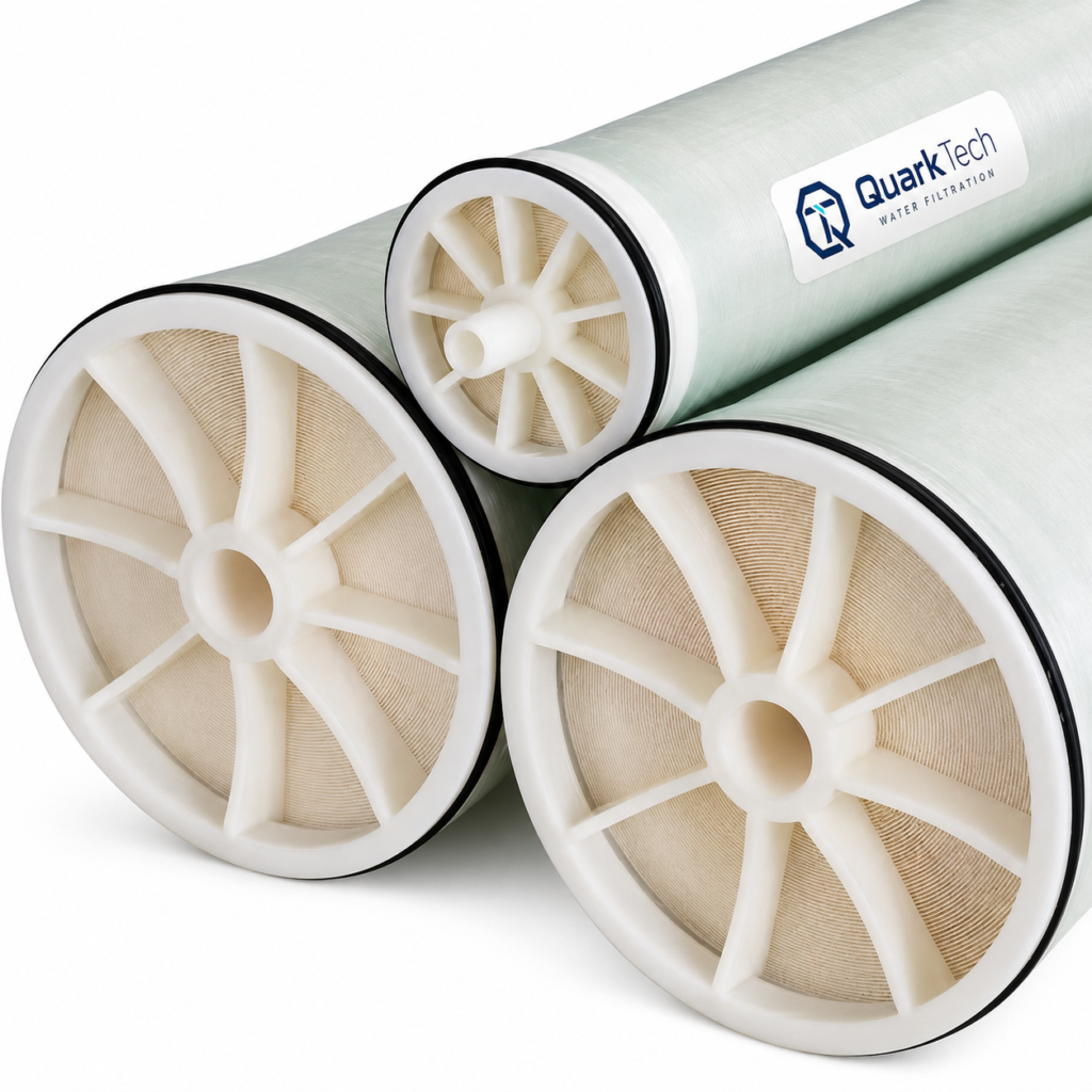 Membranas QuarkTech QT-XLE-40402 apiladas con etiqueta de marca sobre fondo blanco